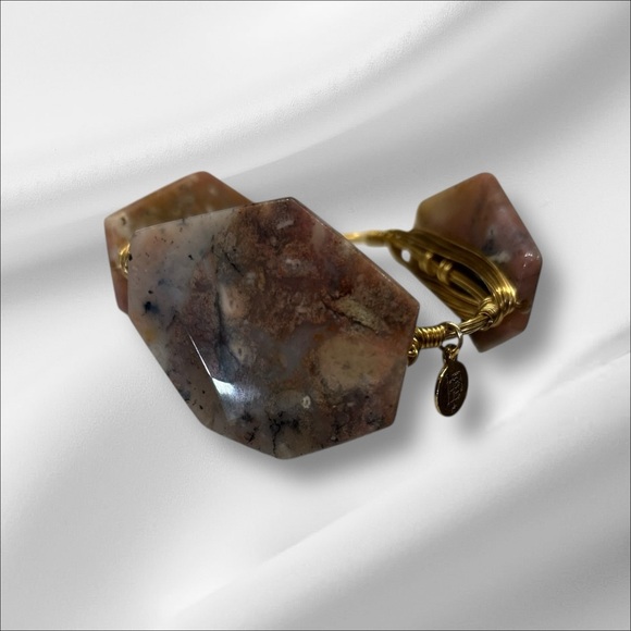 Bourbon and Boweties stone and wire wrapped bracelet. - Picture 4 of 5